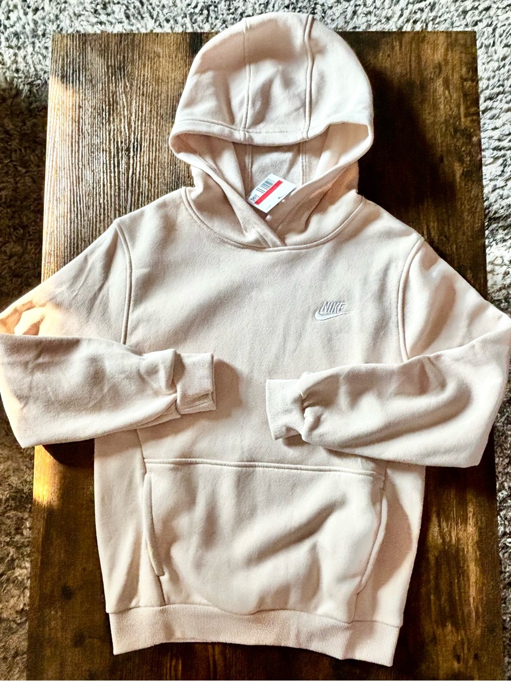 Kids Nike Beige Pullover Hoodie with Embroidered Nike Logo size Large NWT